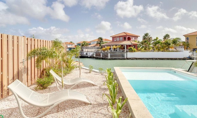 Tera Kora Apartment | Kas Jasabon in Water Villas
