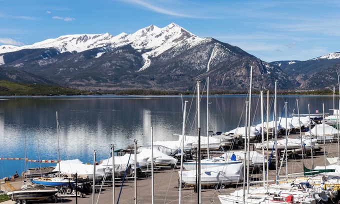 Mountain House Apartment | Key Condo #2927