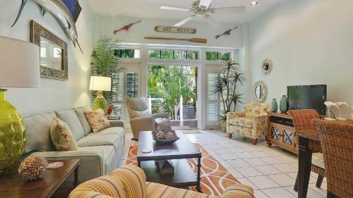 Truman Annex House | Key West Found by AvantStay Close to Shops w Patio Shared Pool Week Long Stays Only
