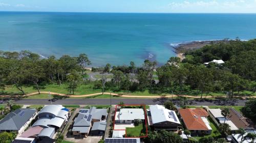 Point Vernon House | Kiesha House Beachfront Serenity