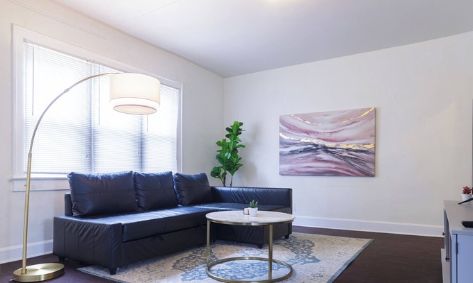 Indianapolis House | King Beds, Walk to Trail, Safe & Quiet, Parking