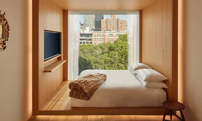 Bowery Hotel | King Park View, Public New York, Heart of City, Close to Central Park