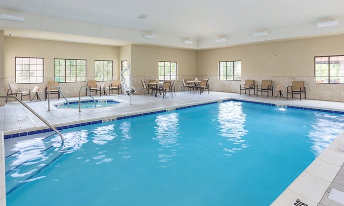 Canton Apartment | King Studio | Free Breakfast Buffet. Pool & Hot Tub Access.