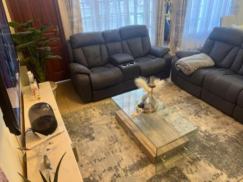 Mlolongo Apartment | Kings and Queens Residence