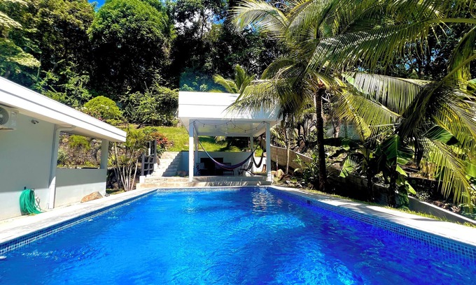 Tamanique Villa | Kira's Paradise - 4-bdr Villa Infinity Pool w/Private Beach - 5 mins to Tunco