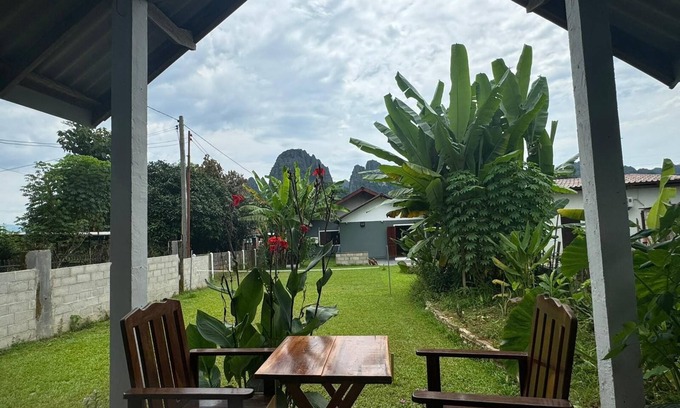 Vang Vieng Hotel | kiwi villas 1