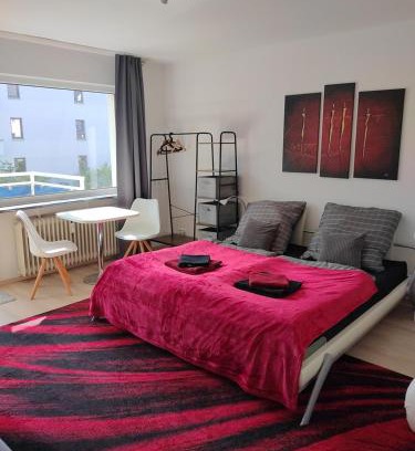 Bockenheim Apartment | Kleines Apartment in Frankfurt mit eigenem Stellplatz in Messenähe