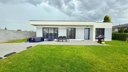 Dunajska Luzna House | Klimatizovaný Apartmánový dom s vírivkou, 9B