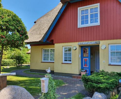 Born auf dem Darss House | "Kombüse" by Ferienhaus Strandgut