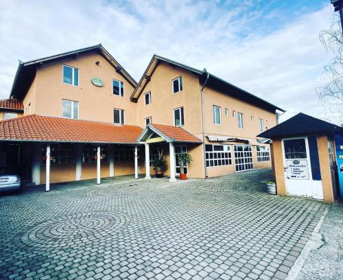 Mladenovac Hotel | Konak Aleksandar