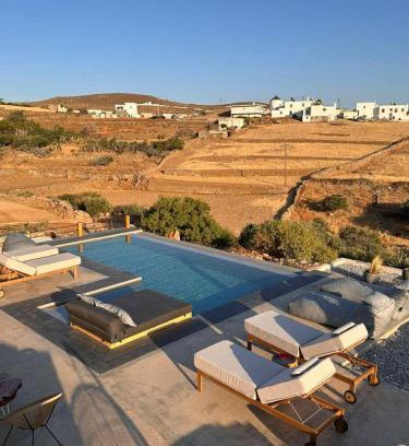 Kithnos Apartment | Kozadinos Art Suites