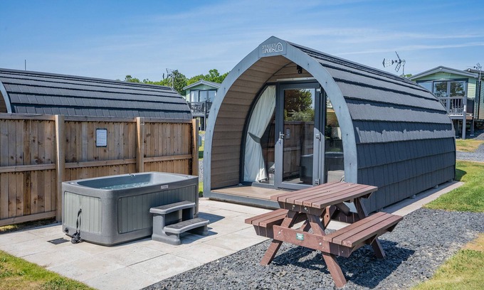 Coldstream Cottage | Kyloe Glamping Pod (Pet Friendly)