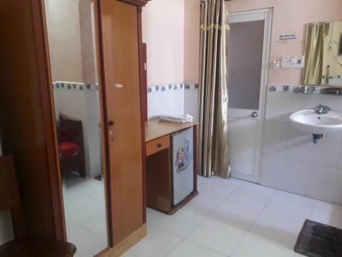Rach Gia Bed & Breakfast | Lý Hồng Phi