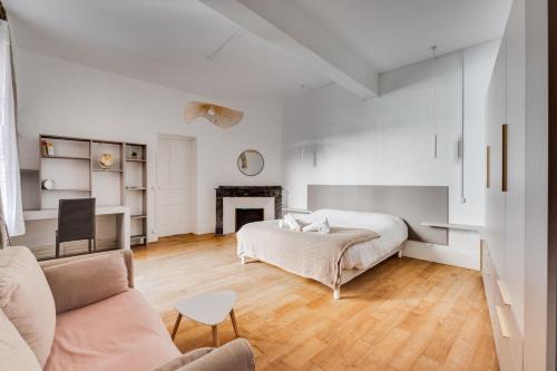 Carmes Apartment | L'Arche des Carmes - Confort et Calme Hyper-centre