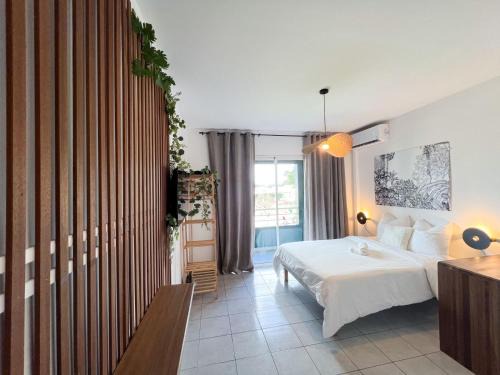 Cayenne Apartment | L'Ecrin Boisé-Studio de Prestige