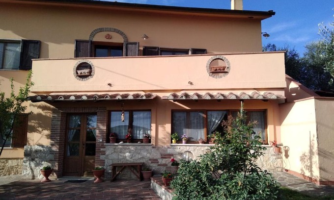 Asciano Apartment | L'Oliviera