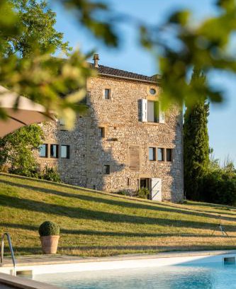 Larroque House | La Bastide de Marie & Pascal
