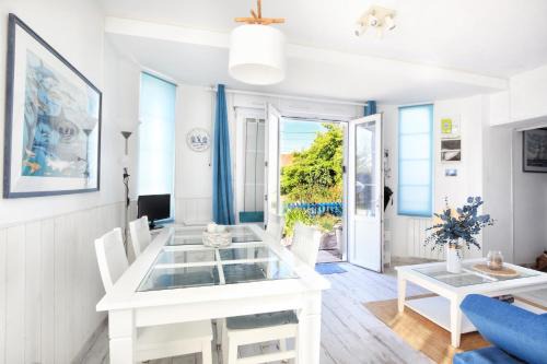 Barneville-Carteret Apartment | La Brise de Barneville - Appt proche plage
