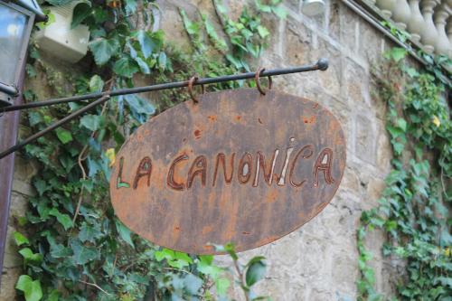 Ronciglione House | La Canonica dei Fiori - Anna Fendi Country House