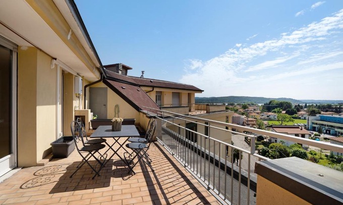 Arona Apartment | La casa del Riccio