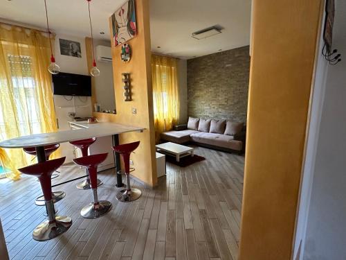 Novi Ligure Apartment | La Concordia