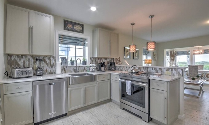 American Beach House | La Coquille - Hosted By Moore AI Rentals