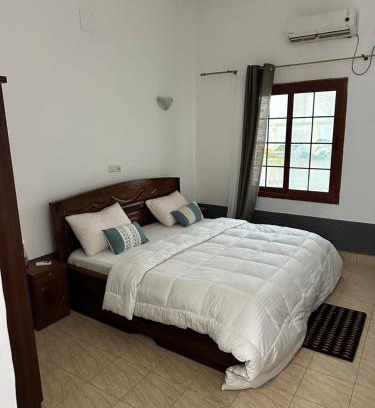 Pointe-Noire Apartment | La gare