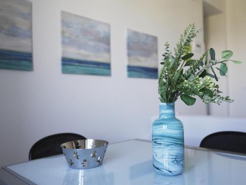 Licata Apartment | LA MAIOLICA