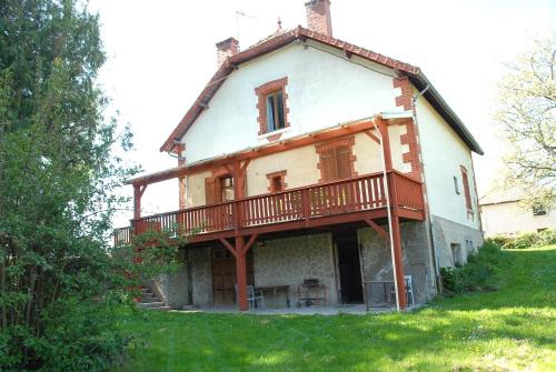 Saint-Didier-sur-Arroux House | La maison de l etang
