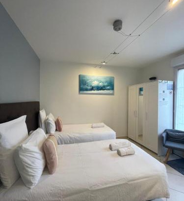 Les Mureaux Apartment | LA MARINA-Center-Parking-StationtoParis