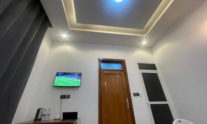 Dodoma Cabin | La Million Palace