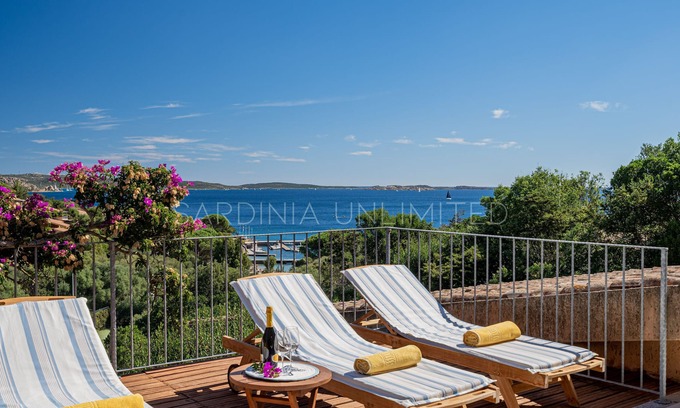 Capo d'Orso Villa | La Musa: Villa just 100 meters from the beach