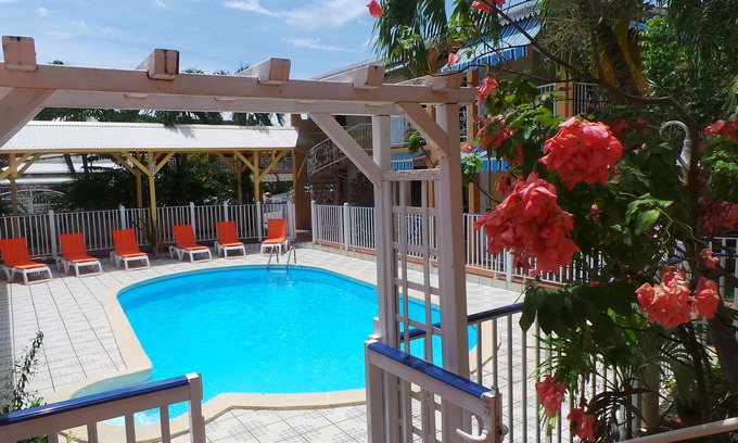 Pointe-Noire Hotel | La Pointe D'Argent