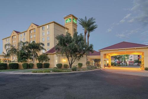 Mesa Hotel | La Quinta by Wyndham Phoenix Mesa West