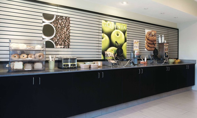 Fairfield Hotel | La Quinta Inn & Suites by Wyndham Fairfield - Napa Valley