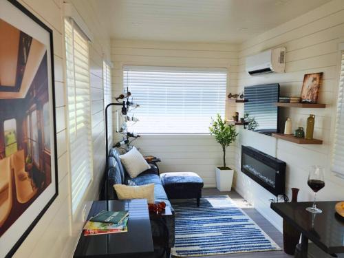 Fredericksburg Resort | La Rioja Station, 1BR with Pool & Patio