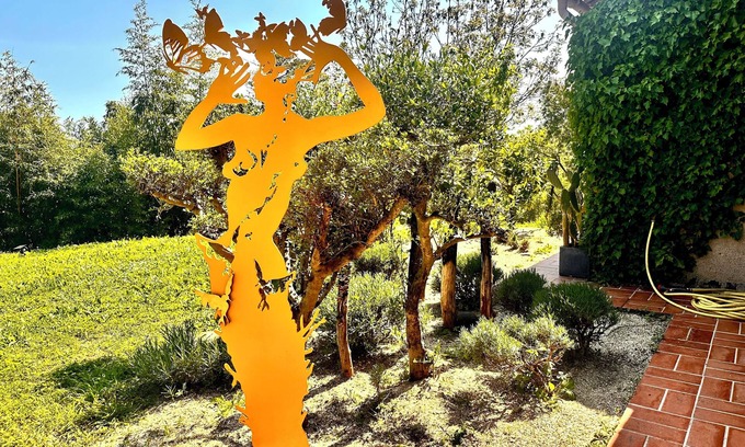 Tourrettes-sur-Loup Villa | La Room Gallery – Esc’Appart