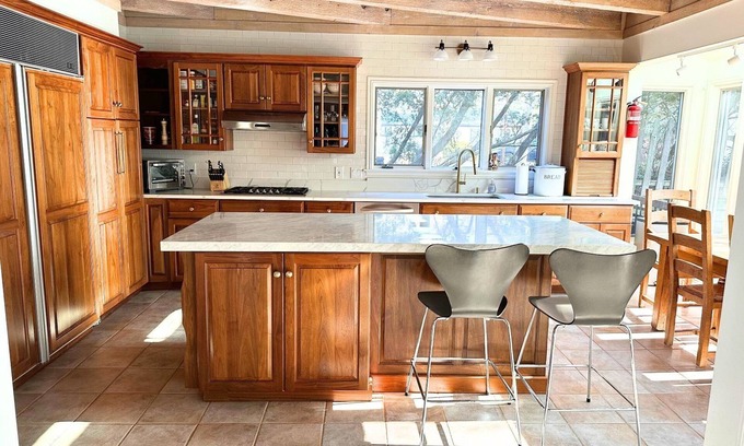 Michiana House | La Spiaggia - beach front getaway at Stop 38 in Michiana/New Buffalo