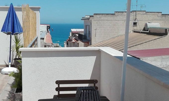 Castellammare del Golfo Apartment | La Suite Di Tyche