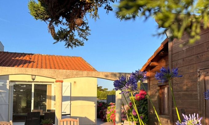 La Plaine-sur-Mer House | La Tara - Vue mer - Parking - Terrasse