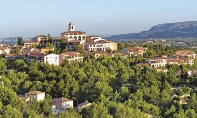 Pont Royal Villa | LA TOUR D'ORGUEIL - Maison de Prestige - Pont Royale Golf Club