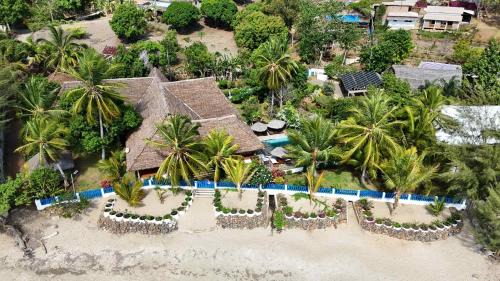 Ambaro Villa | La Vie Est Belle