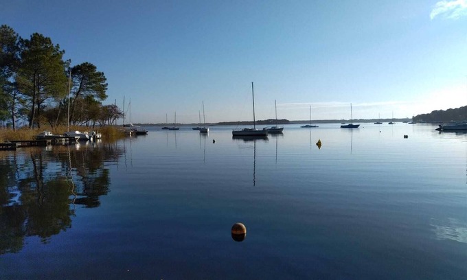 Lacanau Villa | La Villa de Longarisse Lacanau located 50m from Lacanau lake and its beaches!