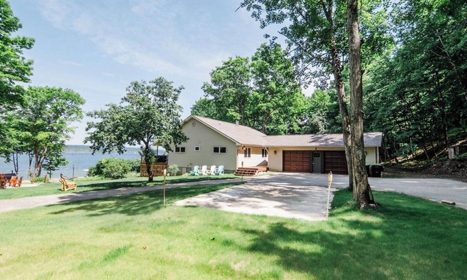 Boyne City House | Lake Charlevoix Waterfront- Boat for Rent!