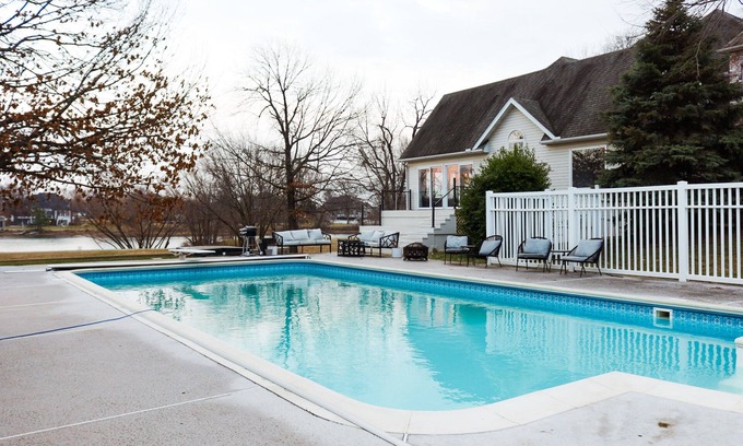 Carl Junction House | Lake Front, Heated Pool Year-Round