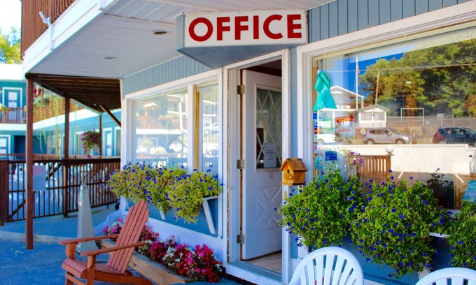 Lake George Hotel | Lake Haven Motel