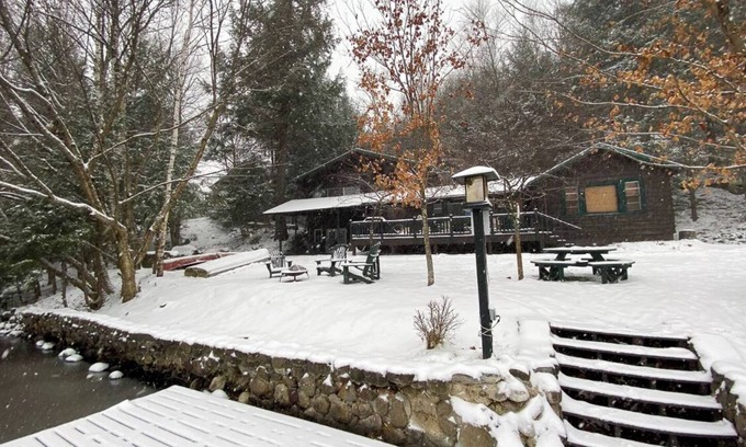 Saranac Lake Cabin | Lakefront Adirondack Cabin Dock + Canoe 10 min to Lake Placid