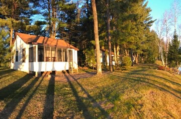 Presque Isle Cottage | Lakefront Cabin #4 The Crappie in Presque Isle