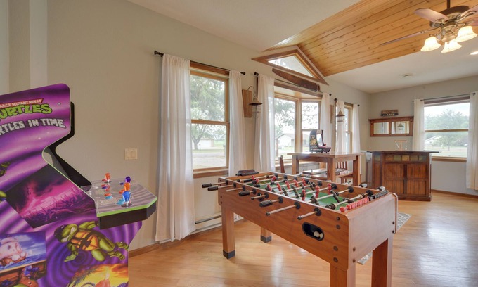 Chetek House | Lakefront Chetek Haven: Dock, Screened Gazebo