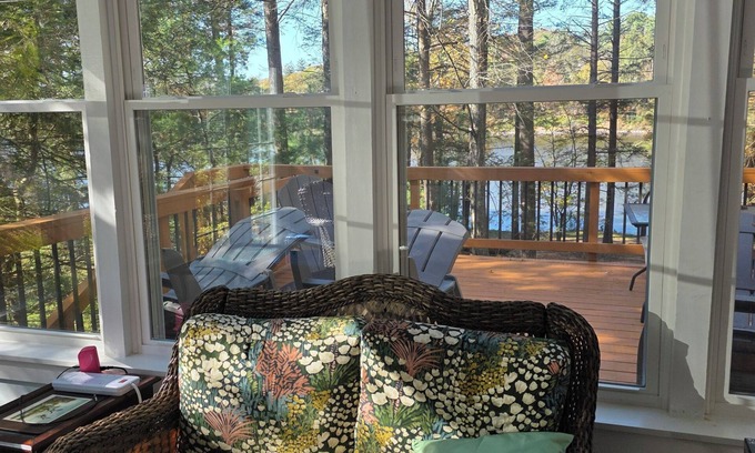 Pine Grove House | Lakefront home at Sweet Arrow Lake- 4 bedrooms, 2 bath, near Hershey & Knoebels